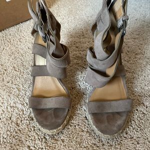 Gently Worn Dolce Vita Wedge